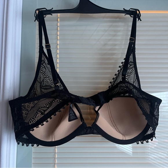 Calvin Klein bra 34C - Picture 3 of 5